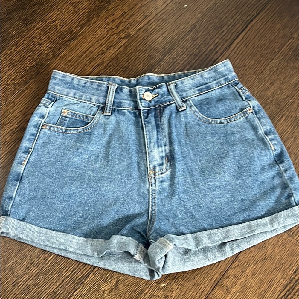 Blue Jean Shorts with High Waist and Rolled Cuffs